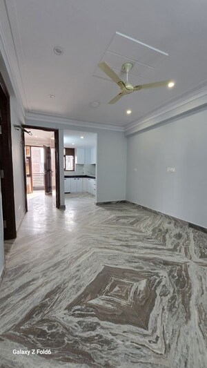 2 BHK Apartment For Rent in Chattarpur