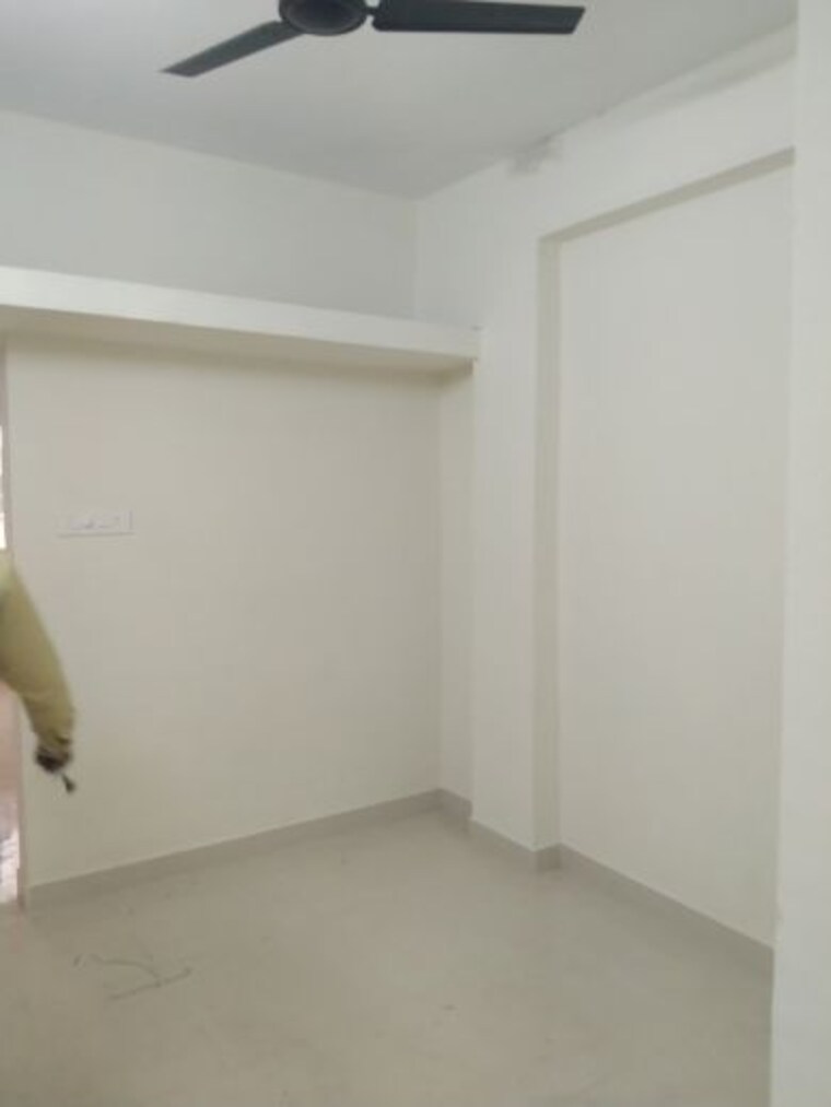 Room, mig-colony-gokhalenagar 1 Bedroom 600 Sq.Ft. Apartment In Gokhalenagar Pune 10141983