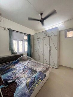 1 BHK + Study Room,Extra Room,Store Room Apartment For Rent in Seven Bunglow