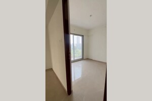 Room in 3 BHK Apartment at Hitech Dwarka, Kharghar Sector 19 – for Sale