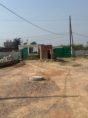  Plot – Exterior View View at Sector 17a Yamuna Expressway - for Sale