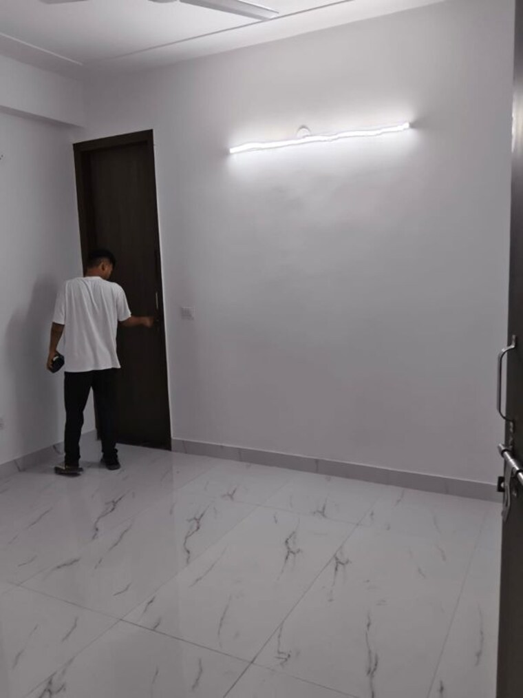 Room, mehrauli 2 Bedroom 85 Sq.Yd. Builder Floor In Mehrauli Delhi 10111945