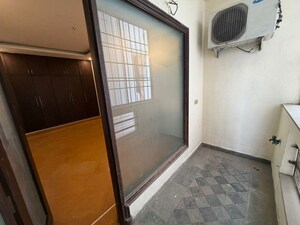 Balcony in 5 BHK Builder Floor at Safdarjung Enclave – for Rent
