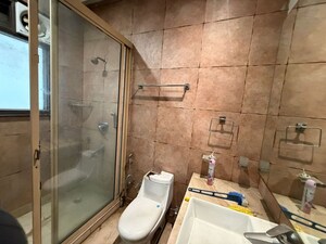 Bathroom in 5 BHK Builder Floor at Safdarjung Enclave – for Rent