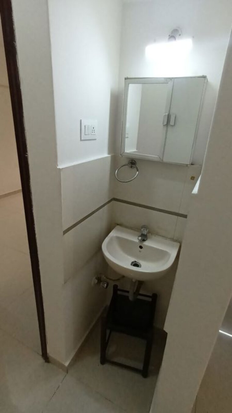 Bathroom, owale 2 Bedroom 750 Sq.Ft. Builder Floor In Owale Thane 10142169