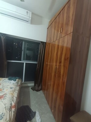 Master Bedroom in 1 BHK Apartment at LnT Veridian, Powai – for Rent