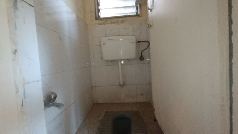 Bathroom, happy-valley 1 Bedroom 450 Sq.Ft. Apartment In Manpada Thane 10142136