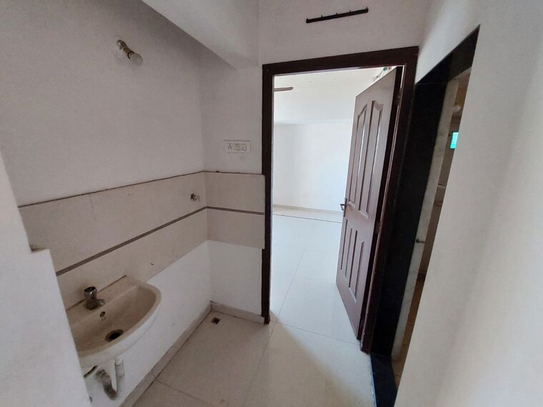Bathroom, owale 2 Bedroom 750 Sq.Ft. Builder Floor In Owale Thane 10142206