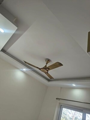 Furnished Amenities in 2 BHK Apartment at Mahira Homes, Sector 68 – for Rent