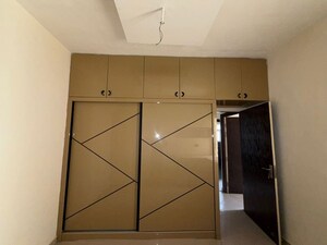 Furnished Amenities in 2 BHK Apartment at Mahira Homes, Sector 68 – for Rent