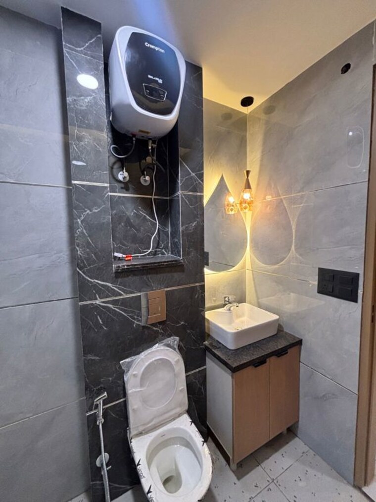 Master Bedroom, dlf-atria 1 Bedroom 450 Sq.Ft. Builder Floor In Dlf Phase ii Gurgaon 10142249