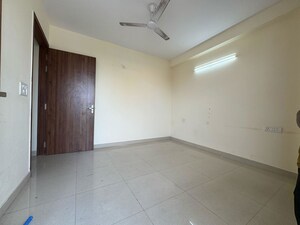 Room in 1 BHK Apartment at Palm Residency Chhatarpur, Chattarpur – for Rent