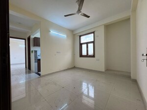 Room in 1 BHK Apartment at Palm Residency Chhatarpur, Chattarpur – for Rent