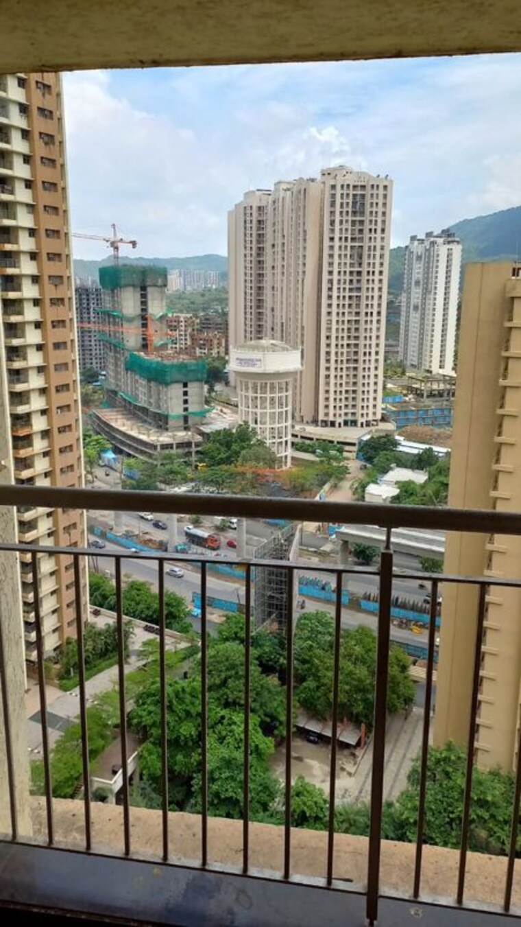 Balcony, thane east 2 Bedroom 750 Sq.Ft. Builder Floor In Thane East Thane 10142252
