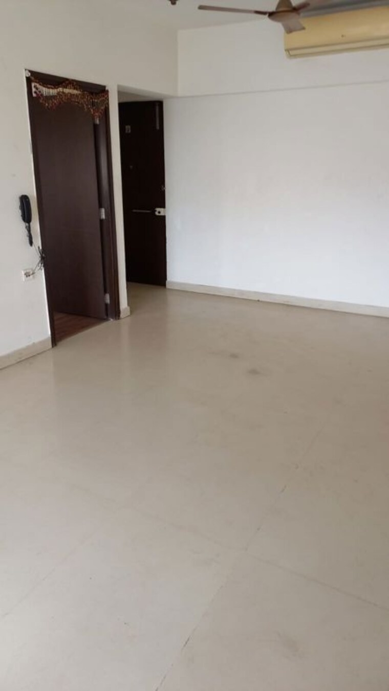 Room, thane east 2 Bedroom 750 Sq.Ft. Builder Floor In Thane East Thane 10142252
