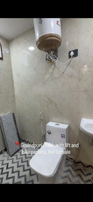Bathroom in 3 BHK Builder Floor at Govindpuri – for Sale