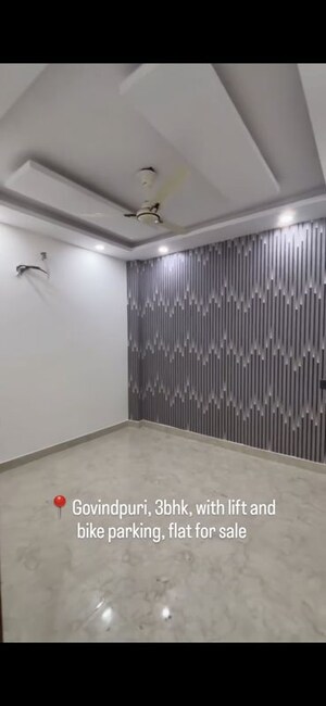 Room in 3 BHK Builder Floor at Govindpuri – for Sale