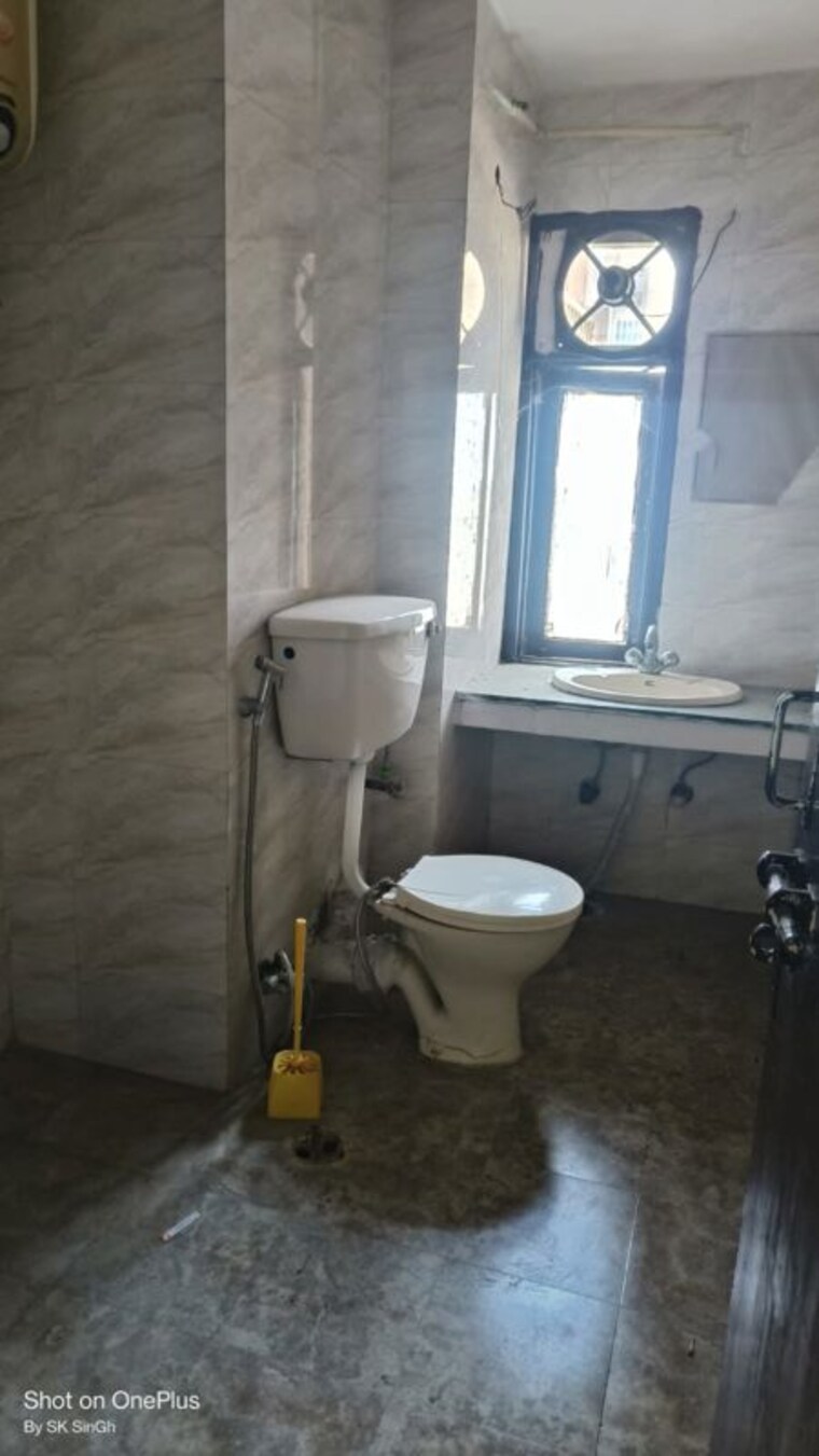 Bathroom, dwarka 3.5 Bedroom 1780 Sq.Ft. Apartment In Dwarka Delhi 10142318