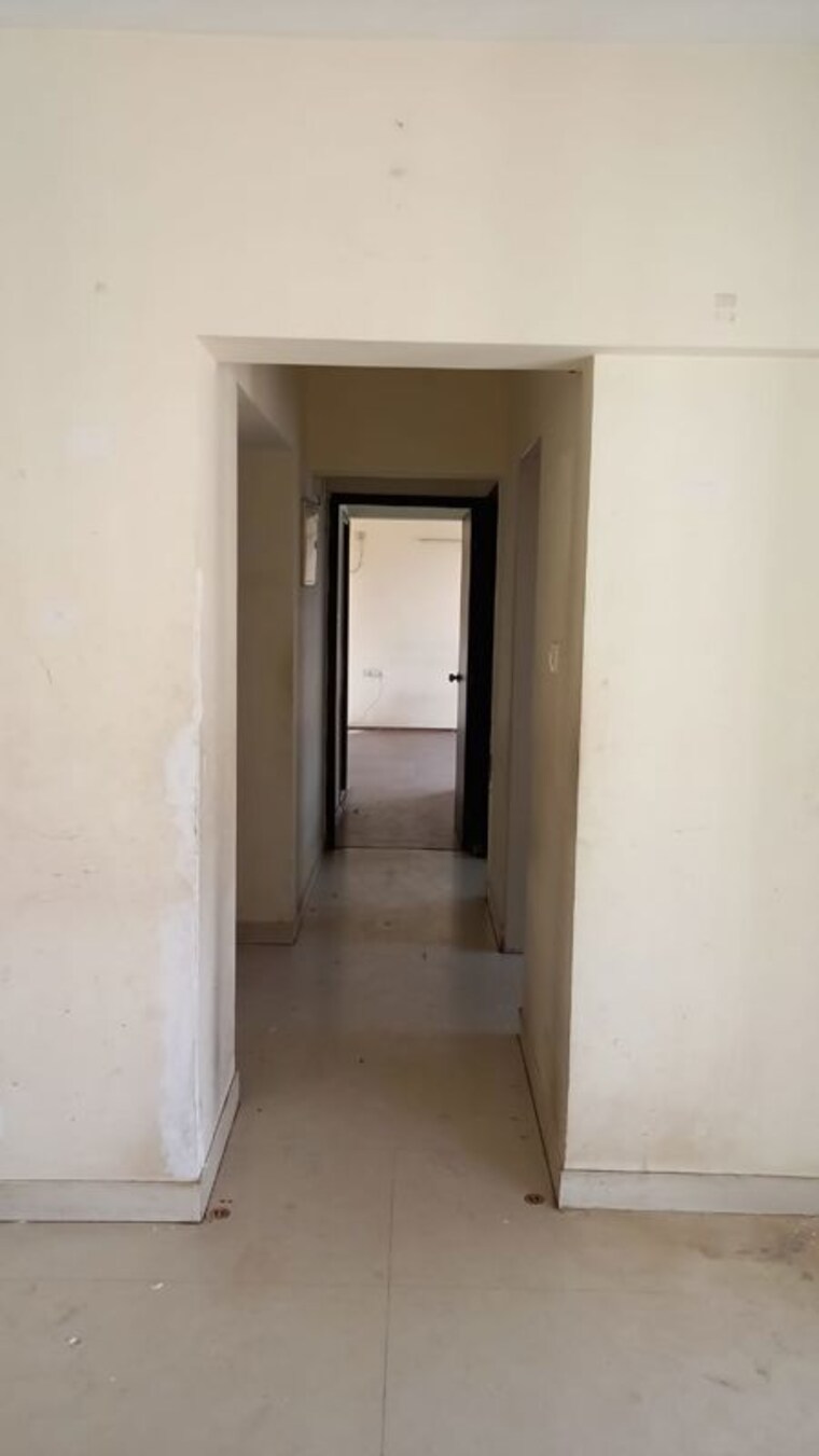 Other, thane east 2.5 Bedroom 1000 Sq.Ft. Builder Floor In Thane East Thane 10142343