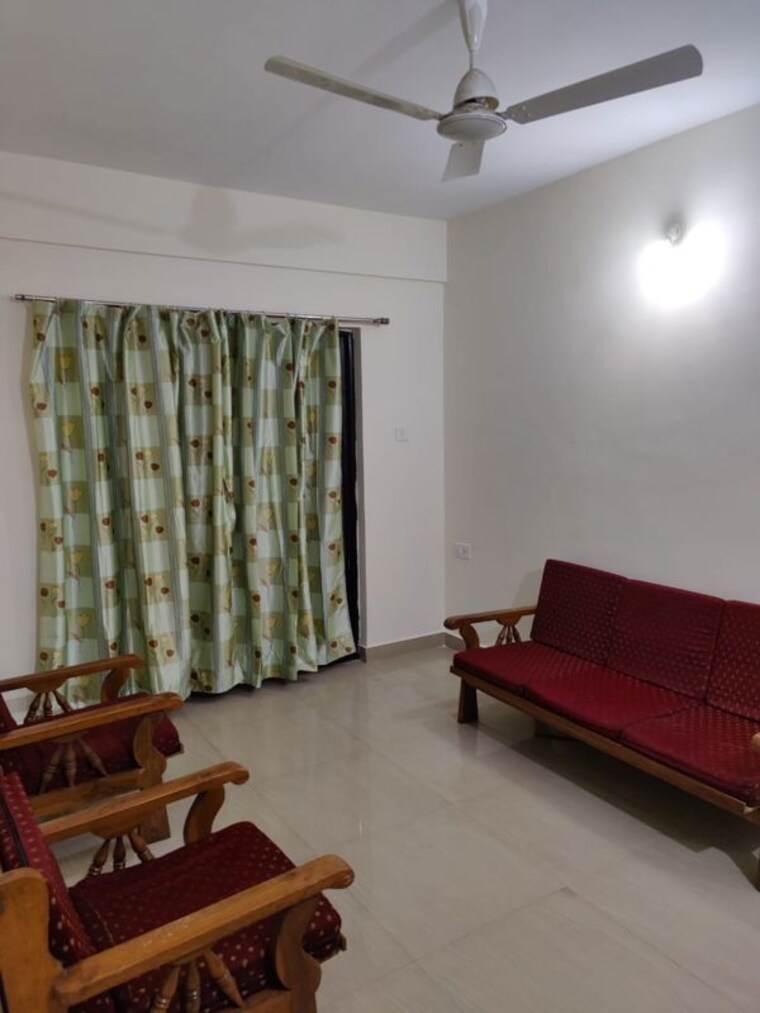 Living Room, pooja-park 3 Bedroom 850 Sq.Ft. Apartment In Kharadi Pune 10142378