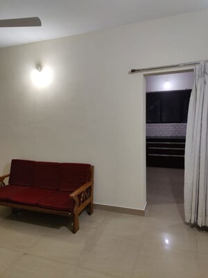 Room in 3 BHK Apartment at Pooja Park, Kharadi – for Rent
