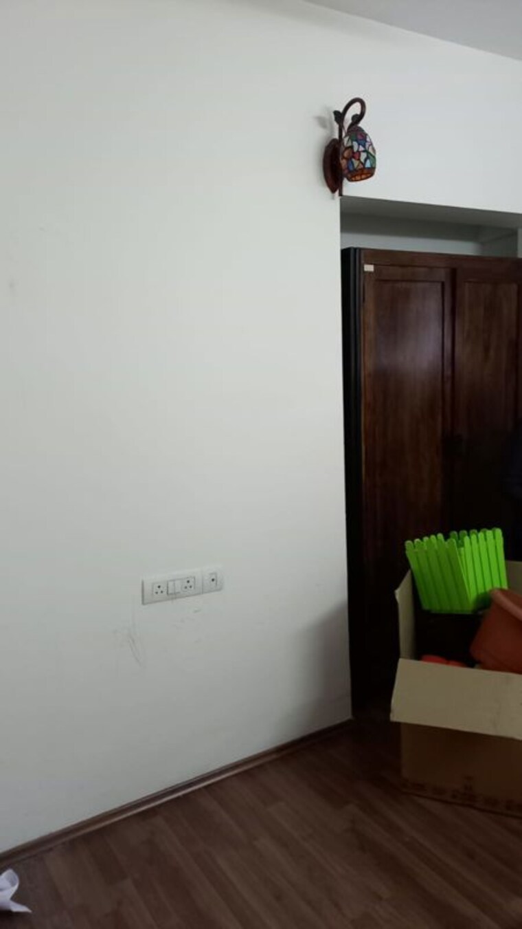 Room, thane east 3 Bedroom 1200 Sq.Ft. Builder Floor In Thane East Thane 10142382