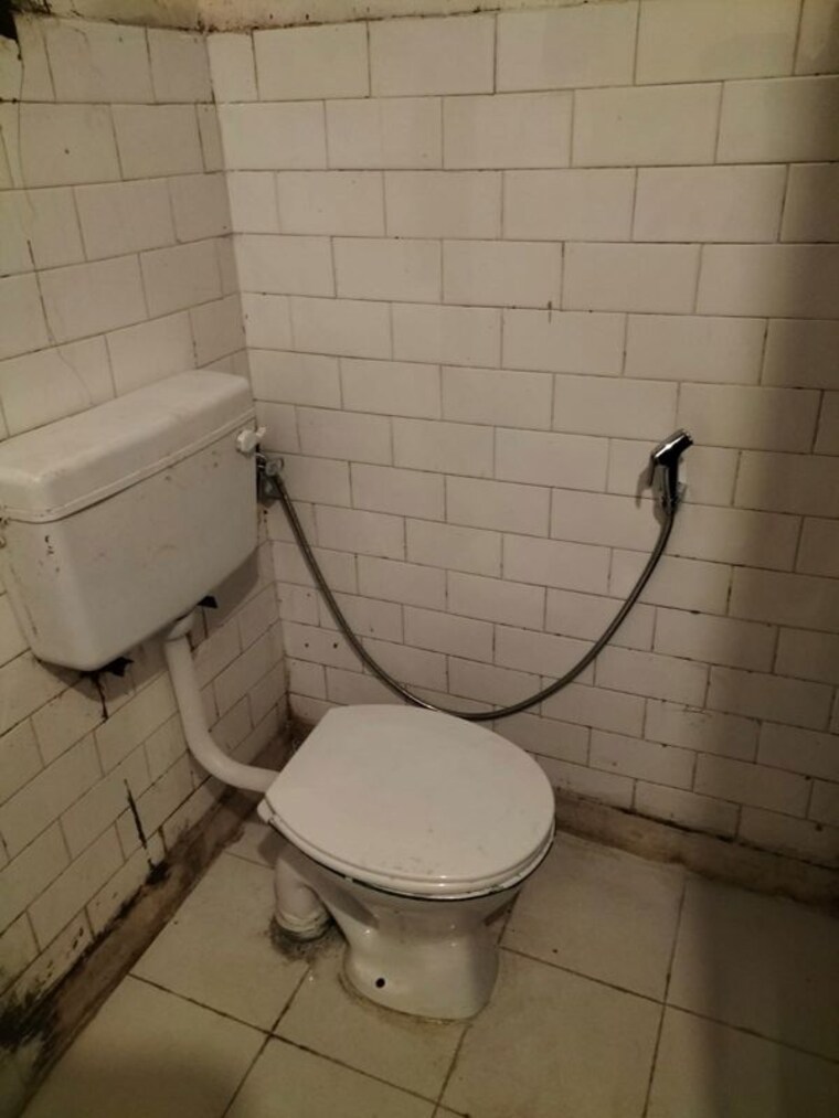 Bathroom, dwarka 2 Bedroom 1180 Sq.Ft. Apartment In Dwarka Delhi 10142384