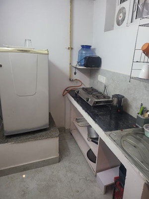 Master Bedroom in 1 BHK Builder Floor at Nizamuddin East – for Rent