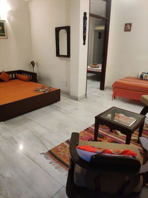 Bedroom in 1 BHK Builder Floor at Nizamuddin East – for Rent