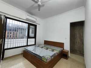 Bedroom in 3 BHK Builder Floor at Sector 45 – for Rent