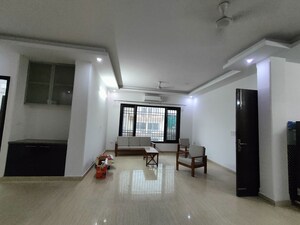 Living Room in 3 BHK Builder Floor at Sector 45 – for Rent