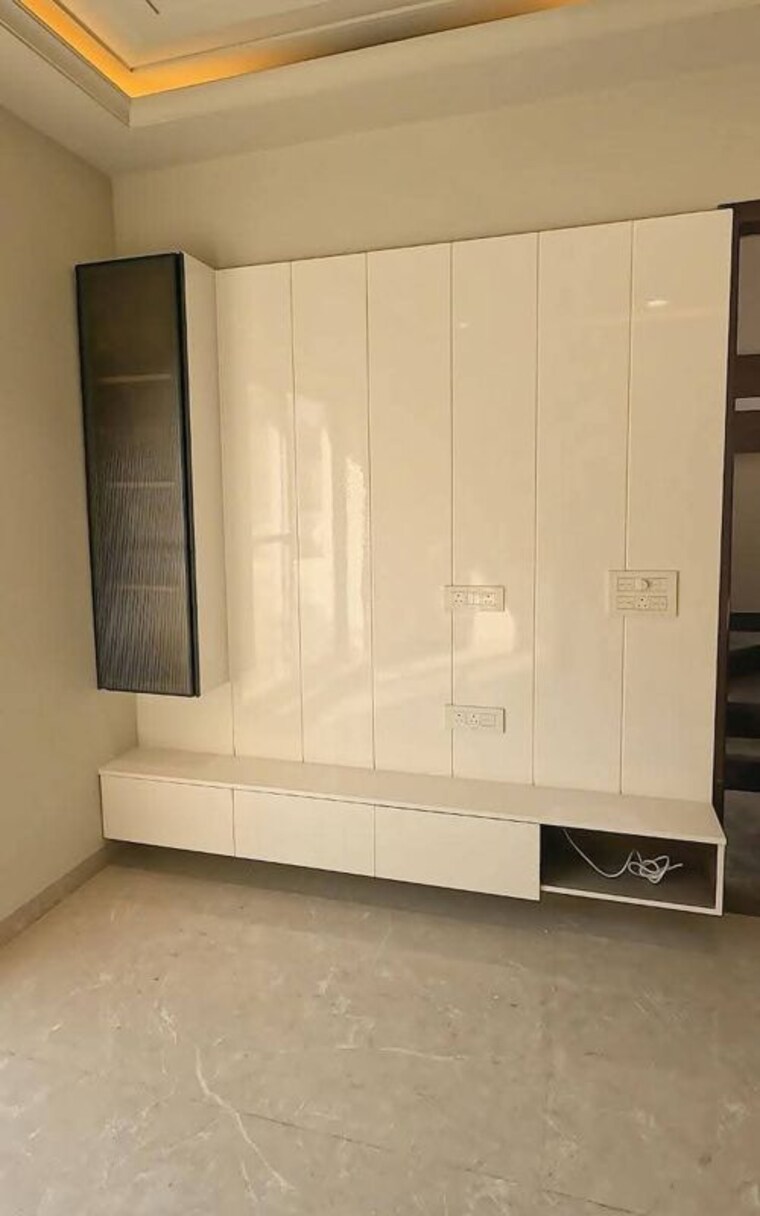 Bathroom, altura-apartments 3 Bedroom 1600 Sq.Ft. Apartment In Ghazipur Zirakpur 10142790