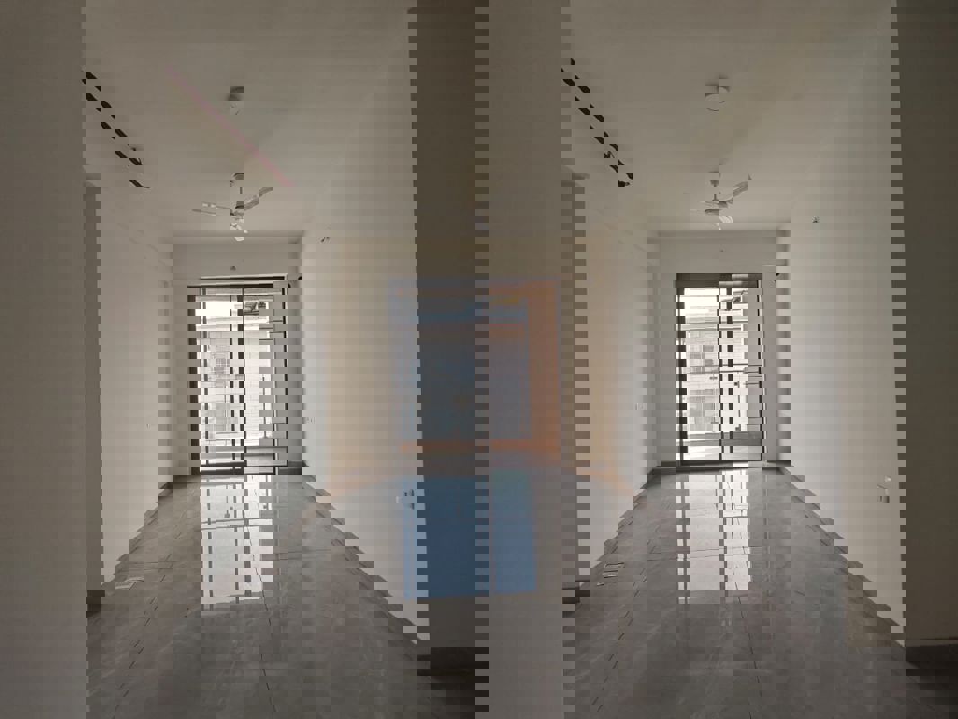 3 BHK 1040 Sq.Ft. Apartment in Hubtown Seasons