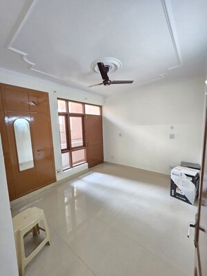 4 BHK Apartment For Rent in Sector 18 Dwarka