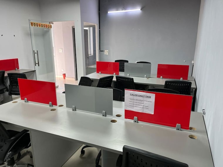 Team Area, sector 4 Commercial Office Space 700 Sq.Ft. In Sector 4 Noida 10143166