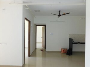 Room in 2 BHK Apartment at Pimpri – for Rent