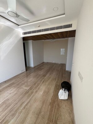 Room in 2 BHK Apartment at Ambience Creacions, Sector 22 – for Rent