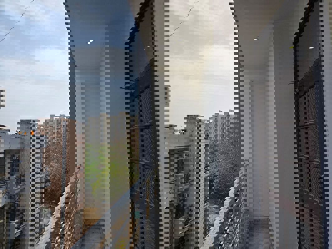 2 BHK + Pooja Room,Study Room 100 Sq.Ft. Builder Floor in Spazedge