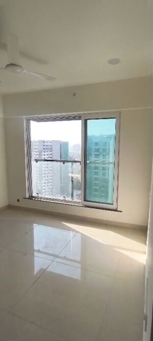 Room in 2 BHK Apartment at Nicco Amey Apartments, Andheri East – for Rent
