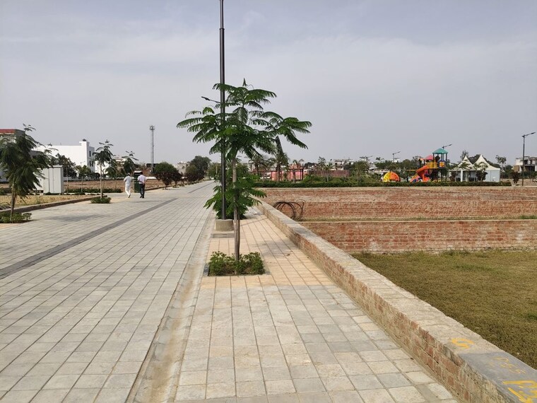 Exterior View, pardos-okas-enclave  1377 Sq.Ft. Plot In Sushant Golf City Lucknow 10143593