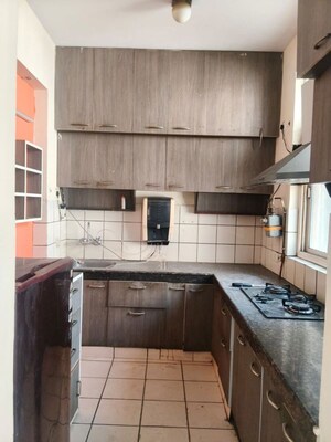 Kitchen in 3 BHK Apartment at Omaxe Heights Gomti Nagar, Gomti Nagar – for Rent