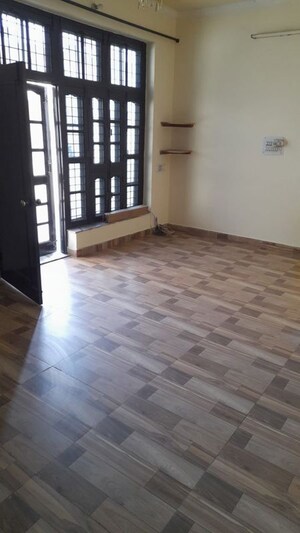 Room in 1 BHK Builder Floor at Kohli One Malibu Town, Sector 47 – for Rent