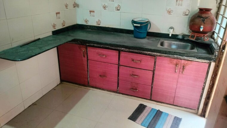 Kitchen, satellite 2 Bedroom 100 Sq.Yd. Villa In Satellite Ahmedabad 10143653