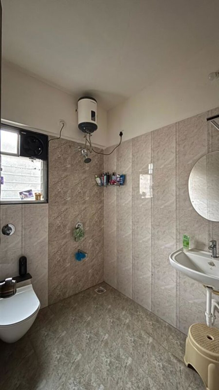 Bathroom, mantra-29-gold-coast-phase-3 2 Bedroom 980 Sq.Ft. Apartment In Tingre Nagar Pune 10143671