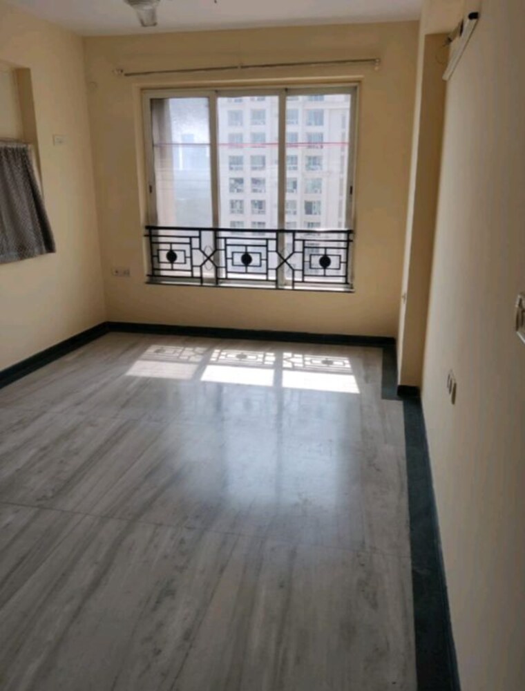 Room, hiranandani-estate-chelsea 2.5 Bedroom 710 Sq.Ft. Apartment In Ghodbunder Road Thane 10143716