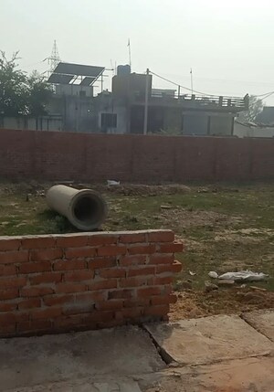  Plot – Exterior View View at Kisan Path - for Sale