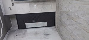 Room in 2.5 BHK Apartment at Sarita Vihar – for Rent