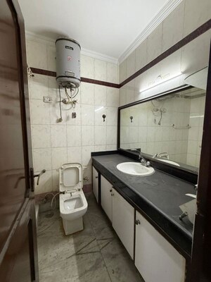 Attached Bathroom in 3 BHK Builder Floor at Greater Kailash ii – for Rent