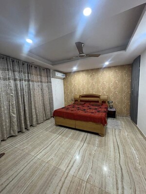 Bedroom in 2 BHK Builder Floor at Malviya Nagar – for Rent