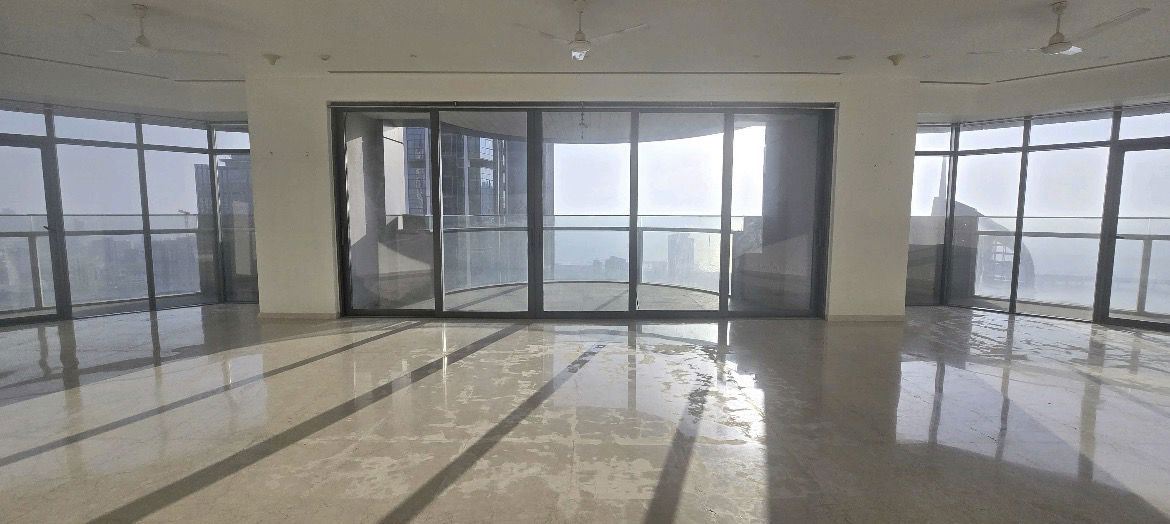 4 BHK 2700 Sq.Ft. Apartment in Omkar 1973